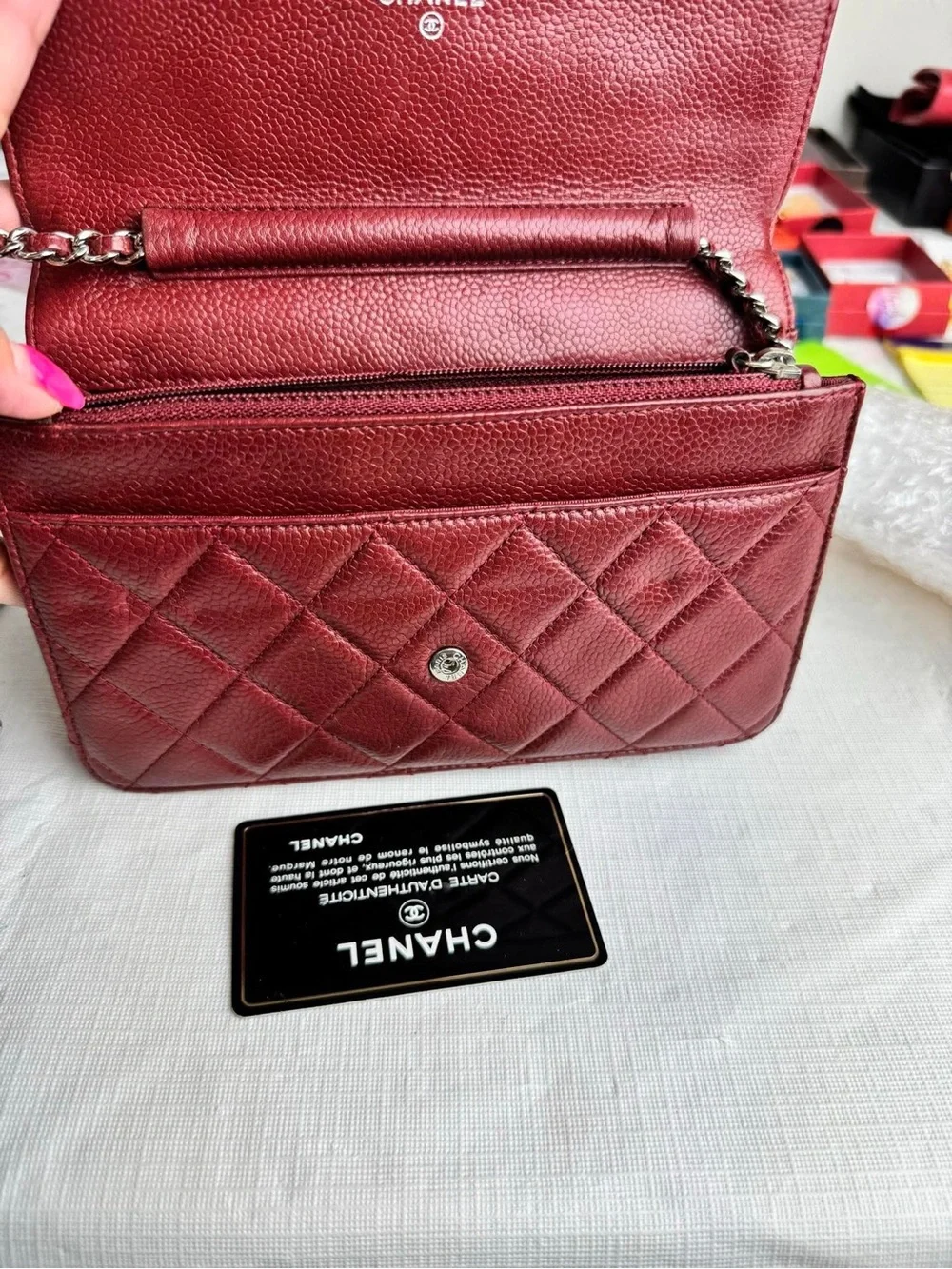 CHANEL Quilted Chain Crossbody Bag - Burgundy 100% authentic